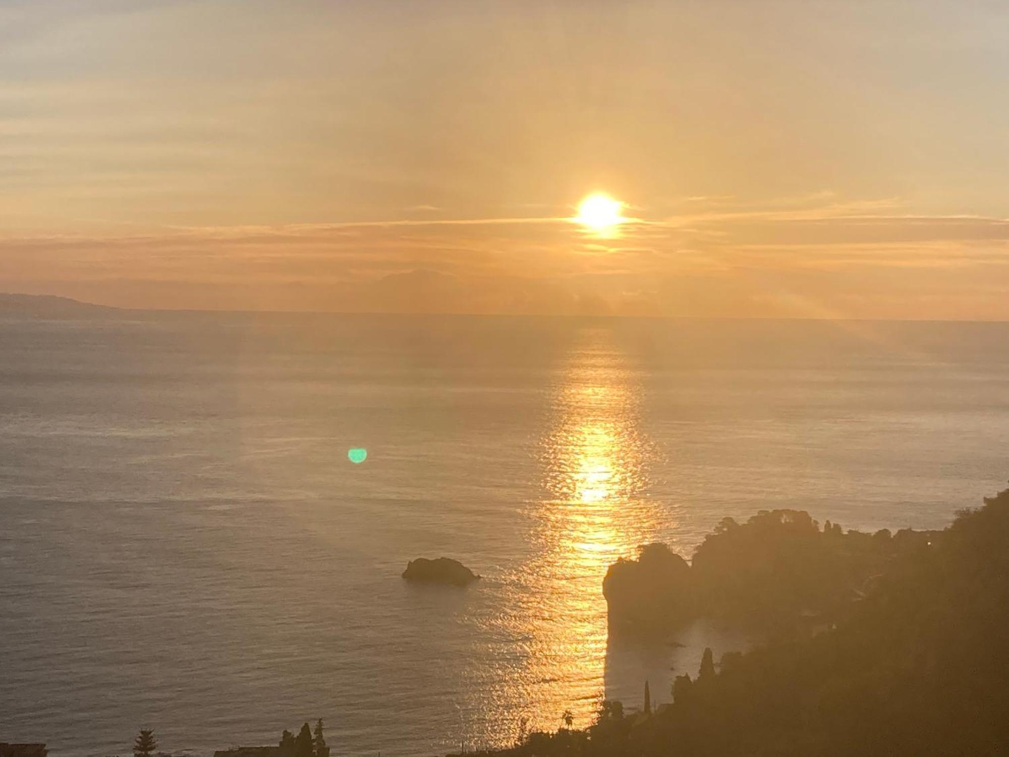 Taliari Taormina Apartment ภายนอก รูปภาพ